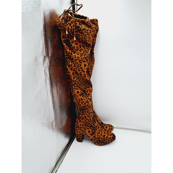 NWOB Vespose Thigh High Back Tie Leopard print soft upper 1/4 zip Boot 8. - Picture 1 of 8